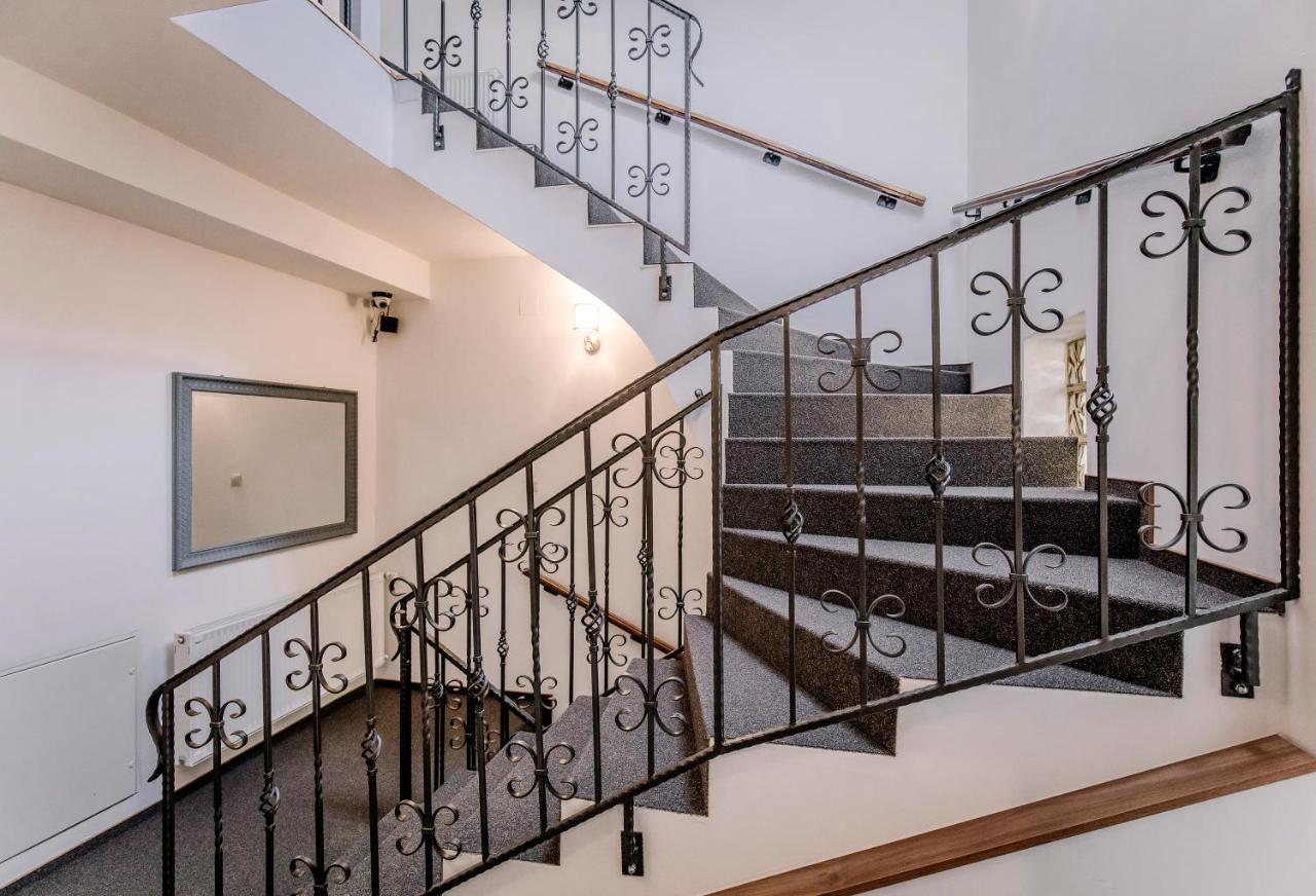 Soho Apartmanhaz Győr Exterior foto