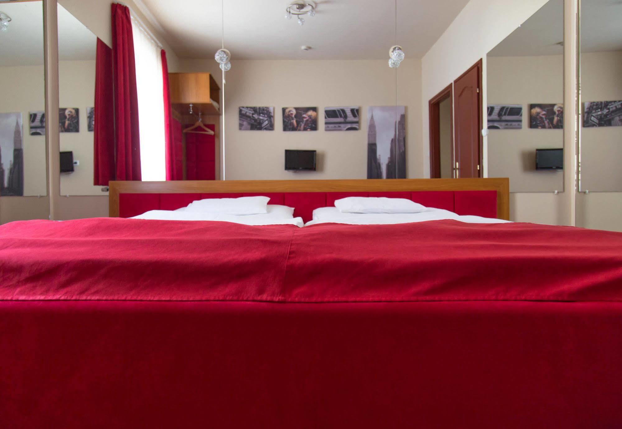 Soho Apartmanhaz Győr Exterior foto